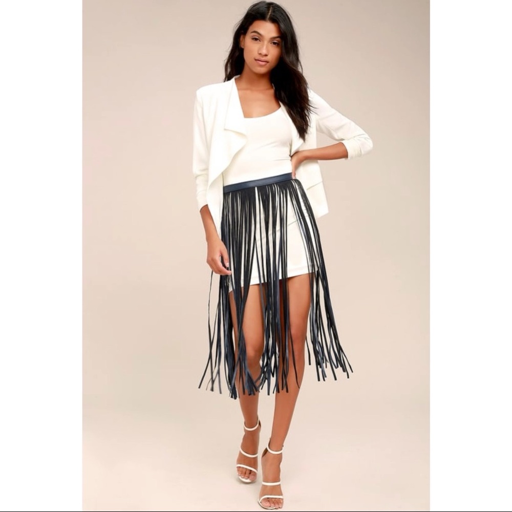Lulu’s | Right This Sway | Navy Blue Fringe Belt | M/I